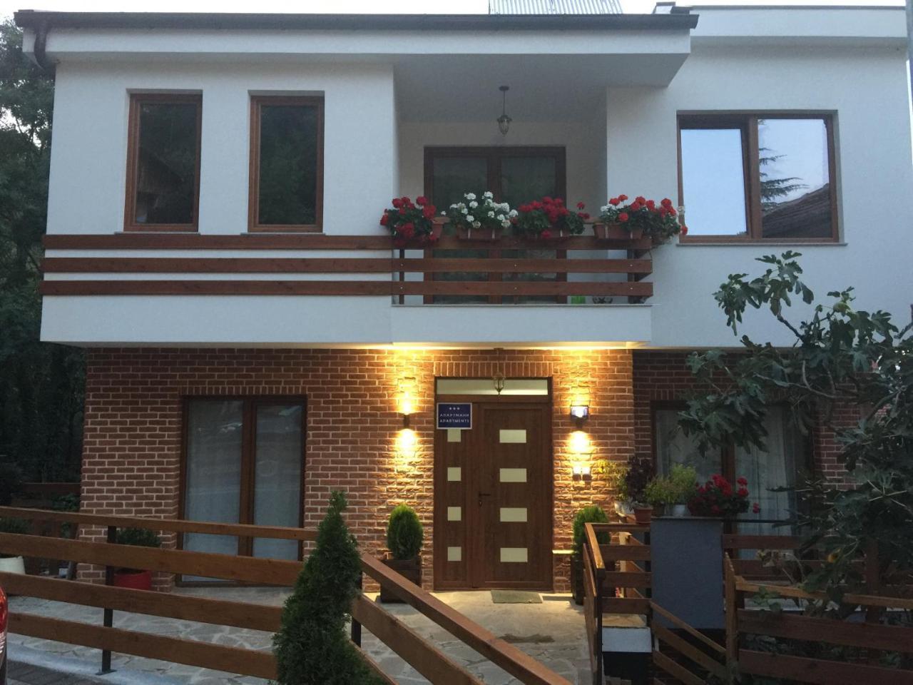 Madox Apartment Ohrid Exterior photo